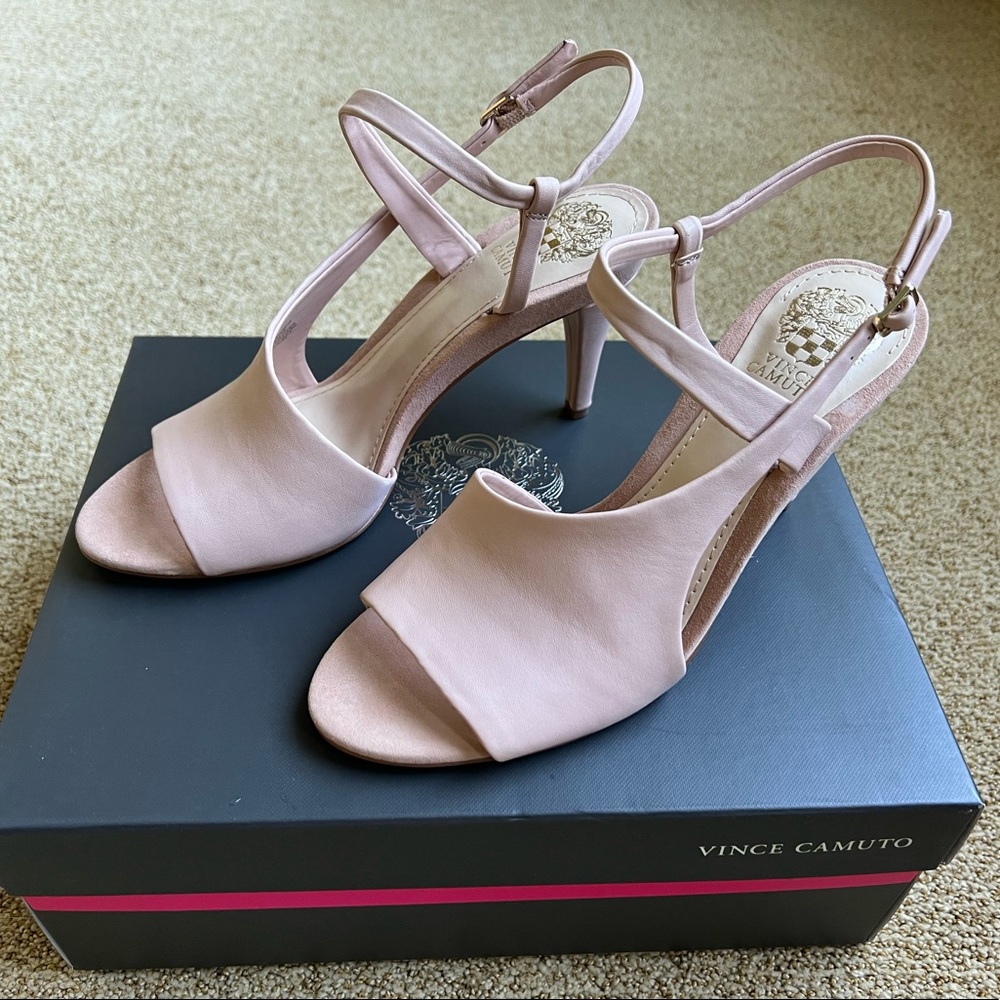 Vince Camuto Shoes